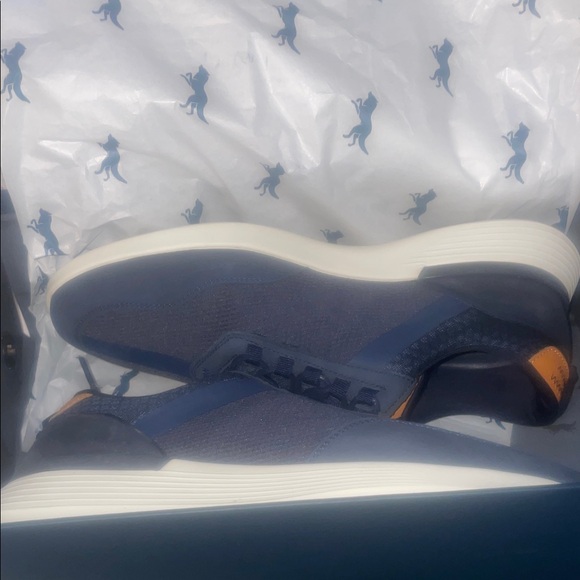 Men’s Wolf and Shepherd  Blue and Tan Athletic Shoes NEW in box. - Picture 6 of 9